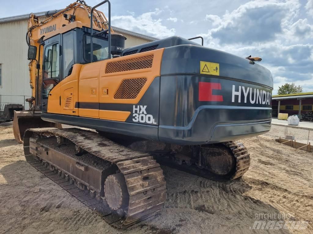 Hyundai HX 300 LC Pásové rýpadlá