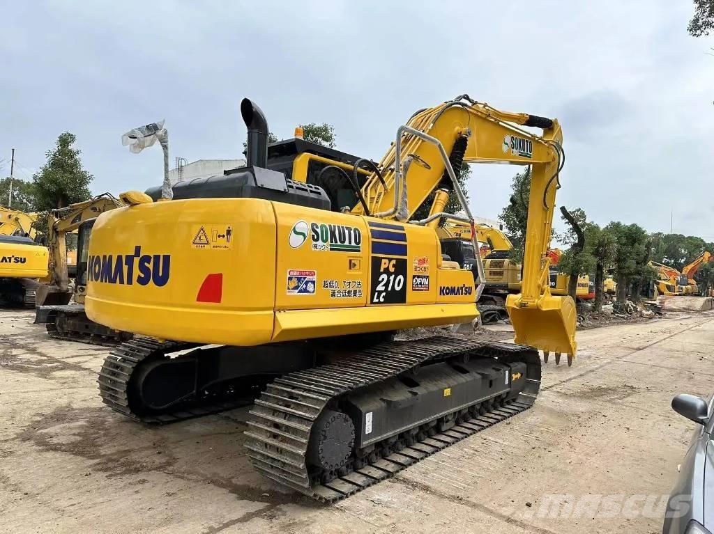 Komatsu PC 210-8 Pásové rýpadlá