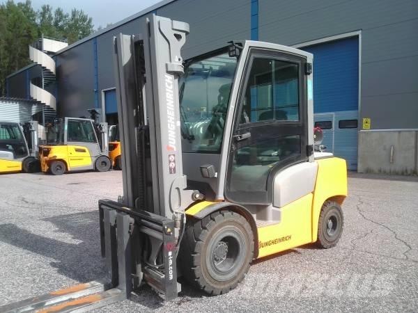 Jungheinrich TFG 430 LPG vozíky