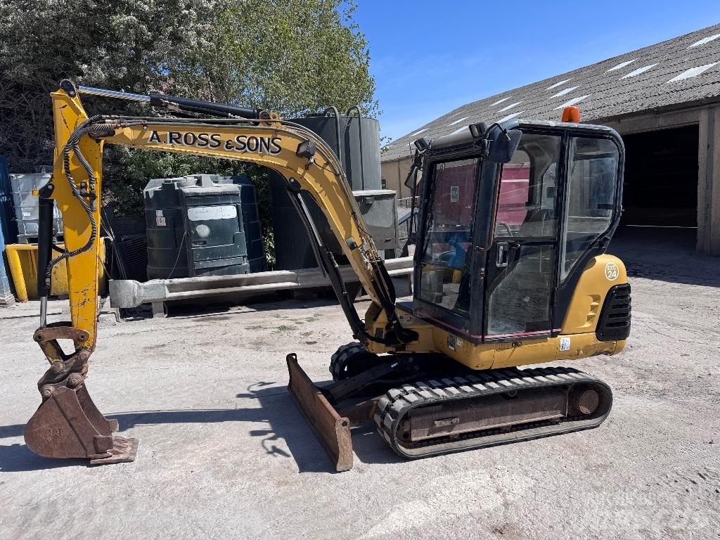CAT 302.5 Mini rýpadlá < 7t