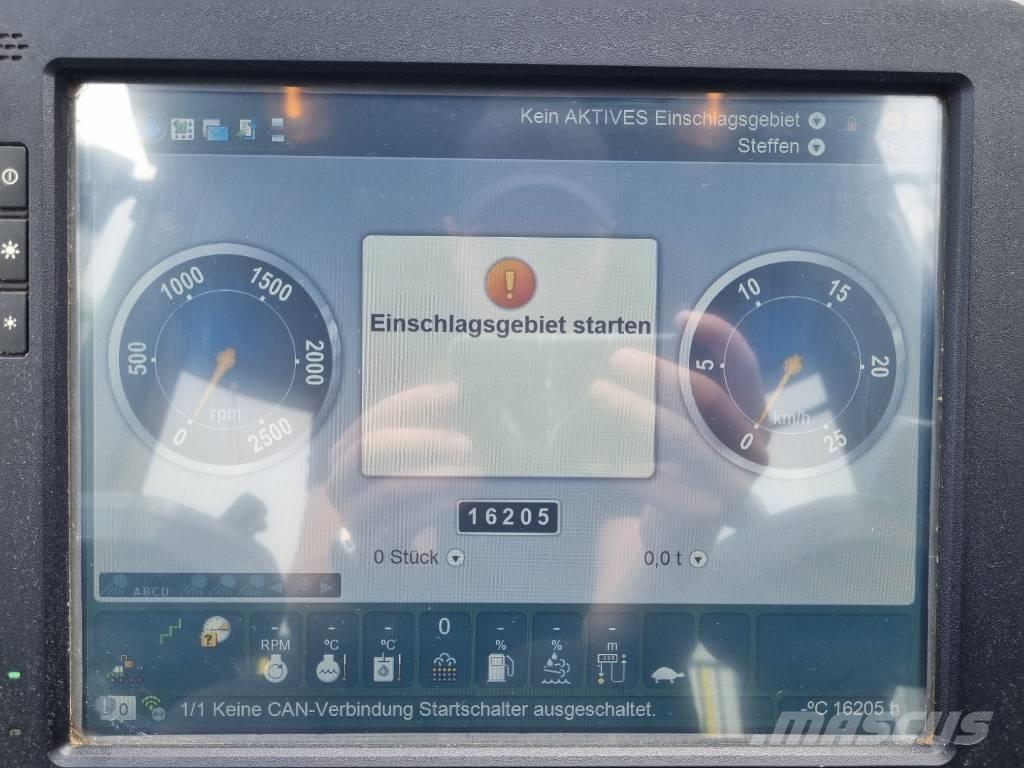 John Deere 1510 G Lesné traktory