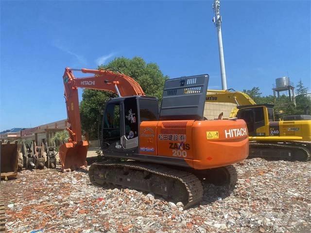Hitachi ZX200-3G Pásové rýpadlá