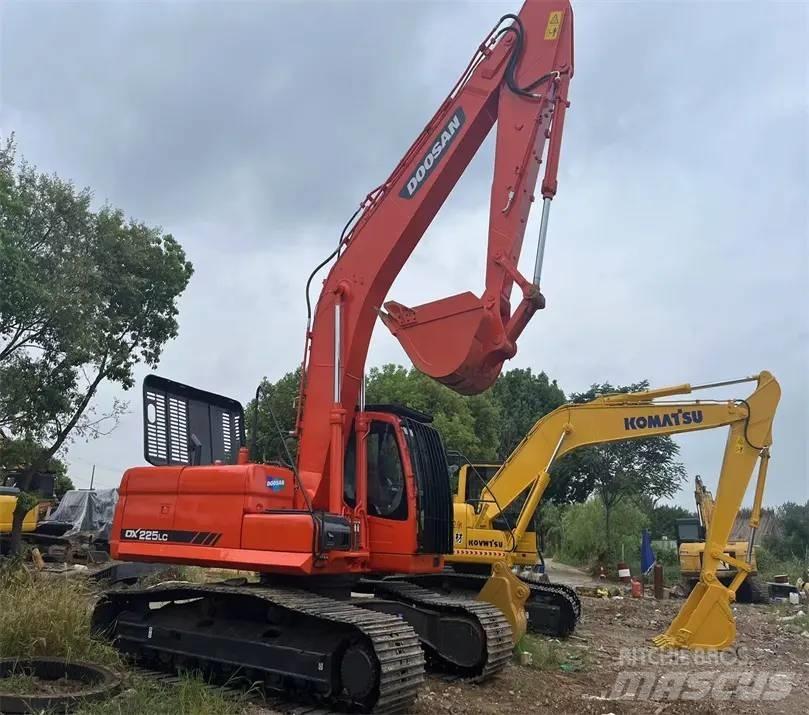 Doosan DX225LC-9C Pásové rýpadlá