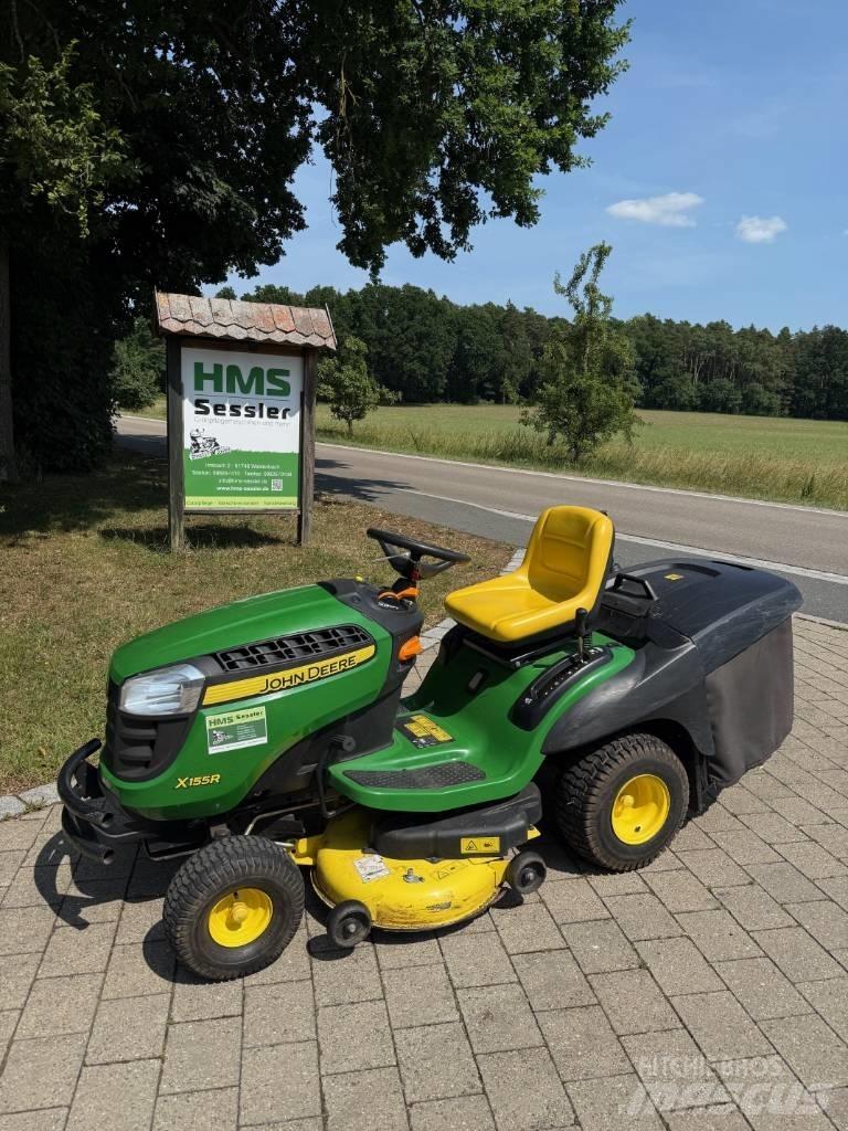 John Deere X 155 R Samochodné kosačky