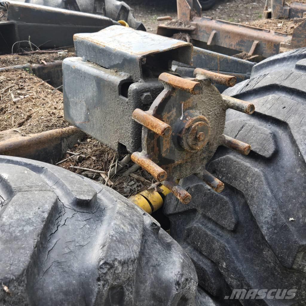 Valtra N 134 Forest Lesné traktory