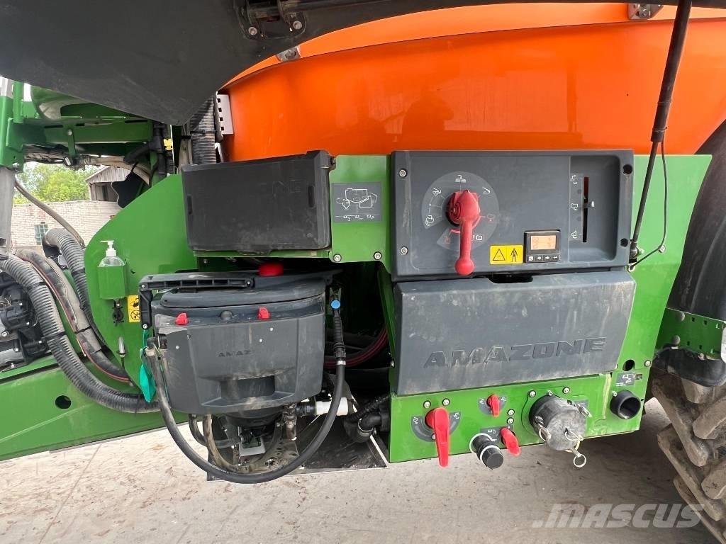 Amazone UX 11201 Aplikátory tekutých hnojív