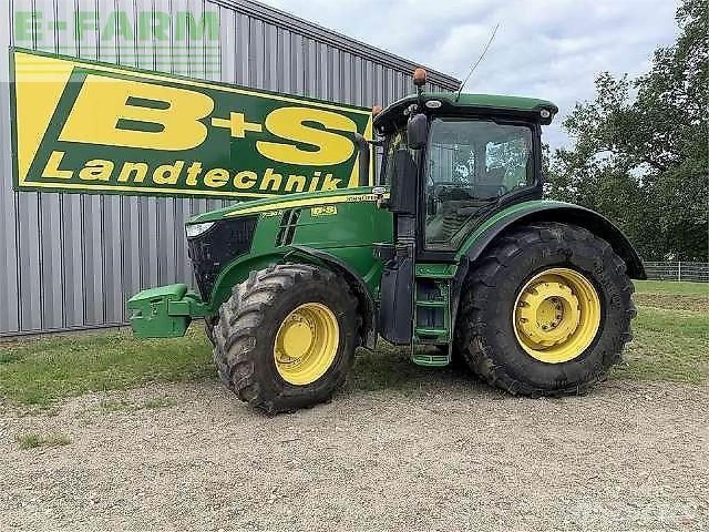 John Deere 7230r Traktory