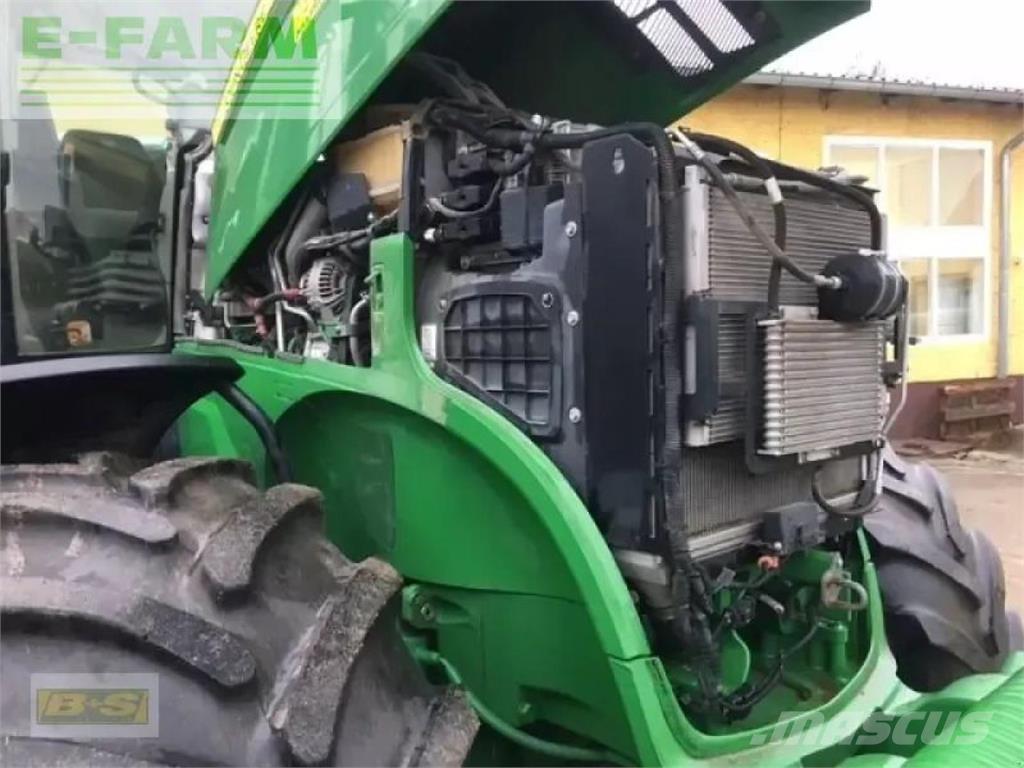 John Deere 7230r Traktory