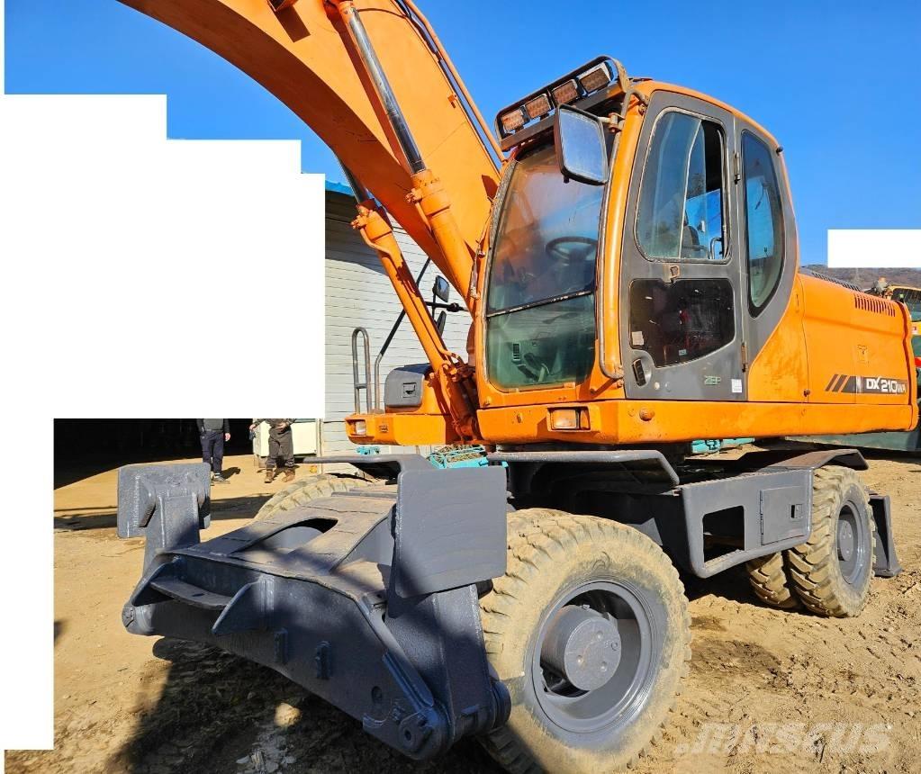Doosan DX 210 W Kolesové rýpadlá