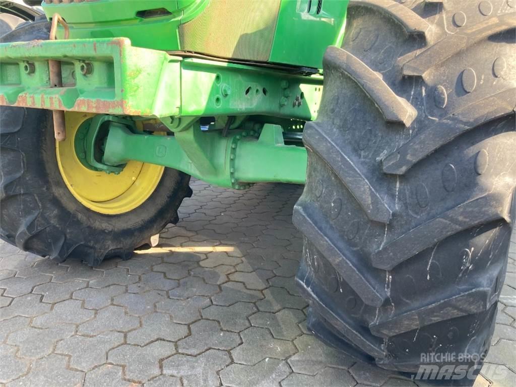 John Deere 6140 M Traktory