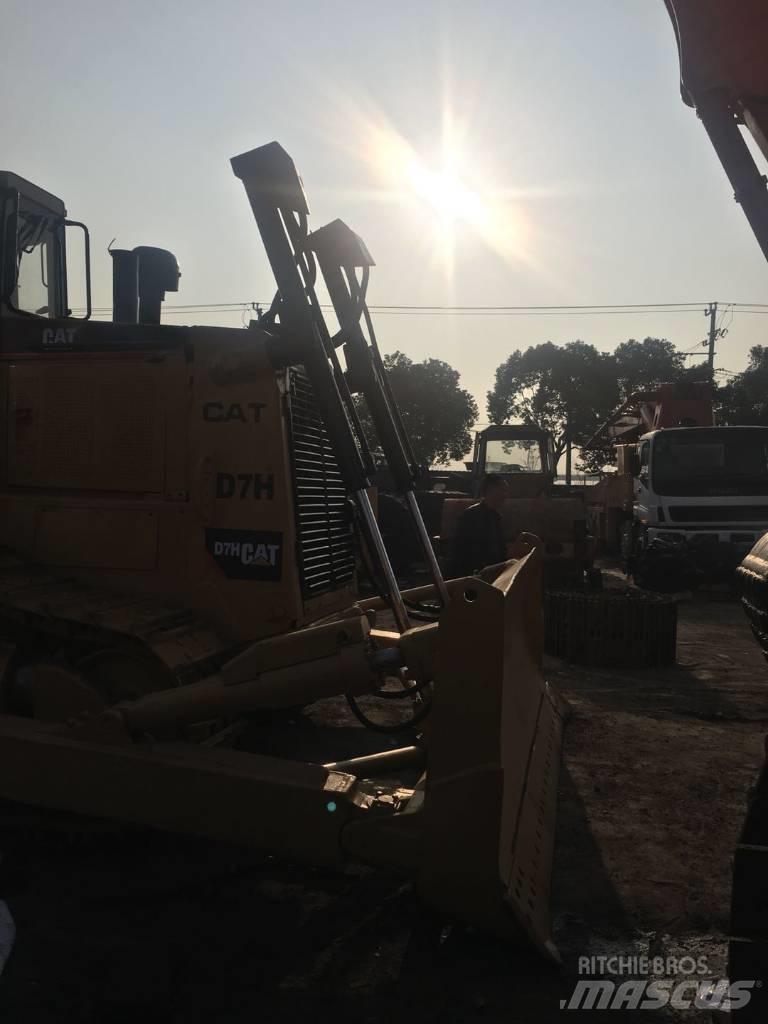 CAT D7H Pásové dozéry