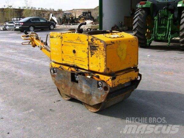 JCB VDM62 Vlečné vibračné valce