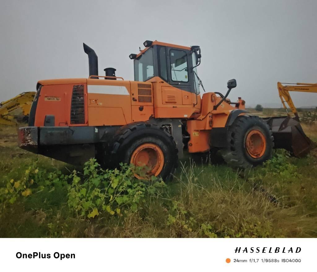 Doosan DL 300 Kabíny a interiér