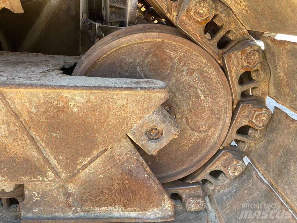 CAT D 6 H Pásové dozéry