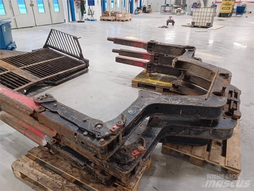 Komatsu 890.3 Ďalšie komponenty