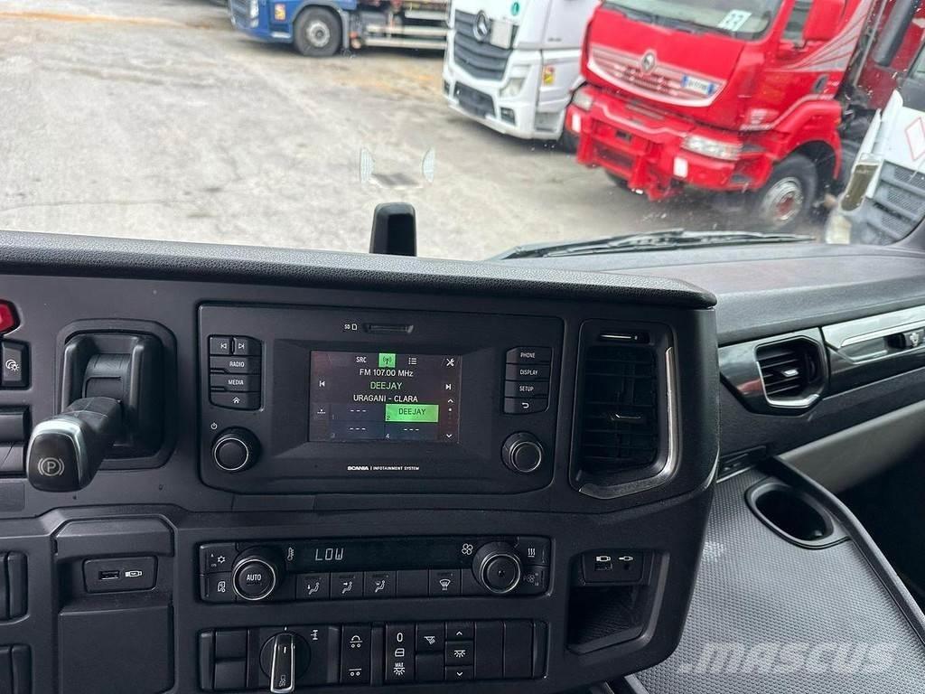 Scania R 520 Ťahače