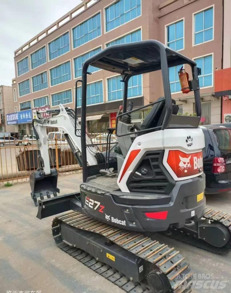 Bobcat E 27 Z Šmykom riadené nakladače