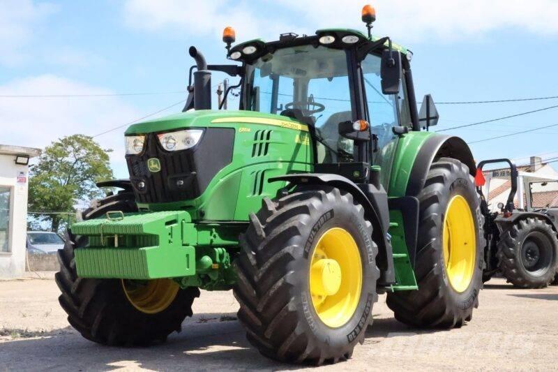 John Deere 6155 M Traktory