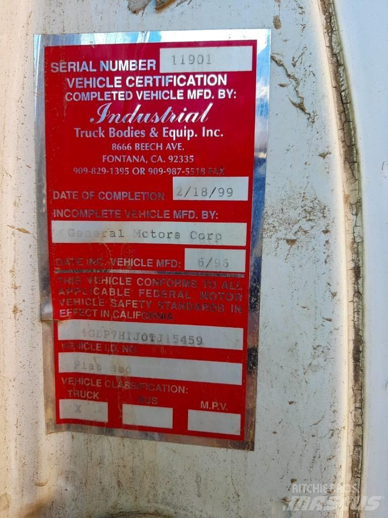 GMC C 7 Plošinové nákladné automobily/nákladné automobily so sklápacími bočnicami
