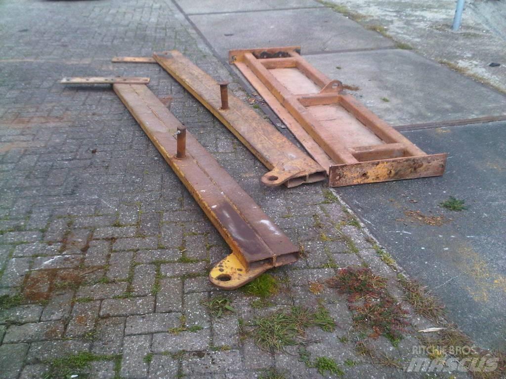 Volvo A25 tailgates Podvozky a zavesenie kolies