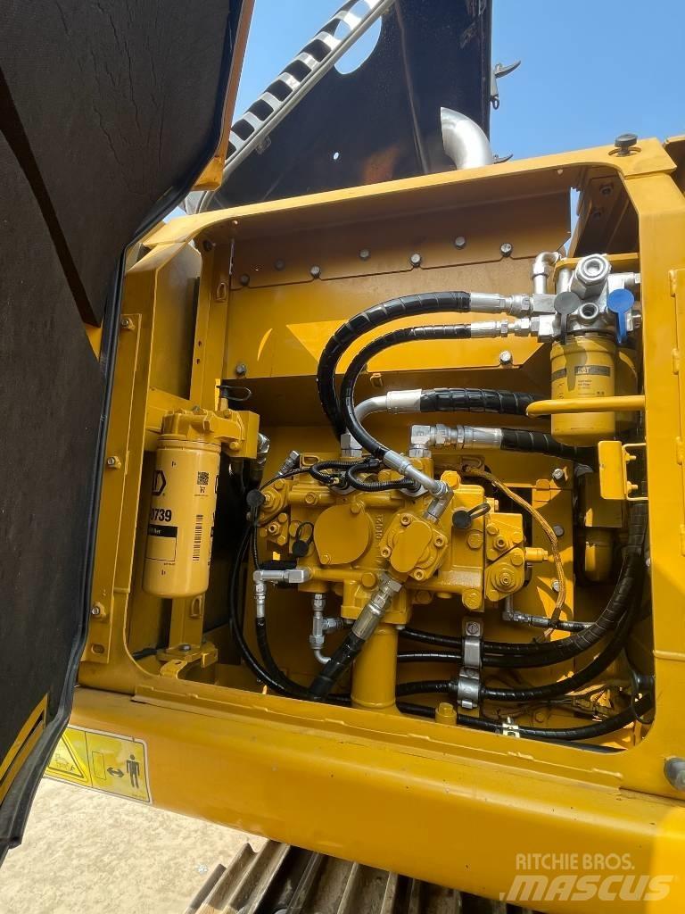 CAT 315D2GC Pásové rýpadlá