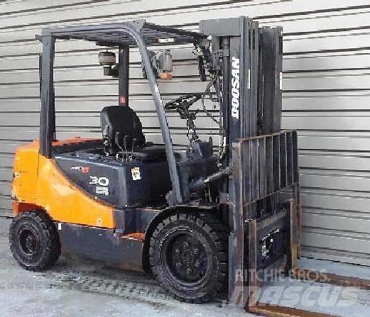 Doosan D30 S-5 Dieselové vozíky