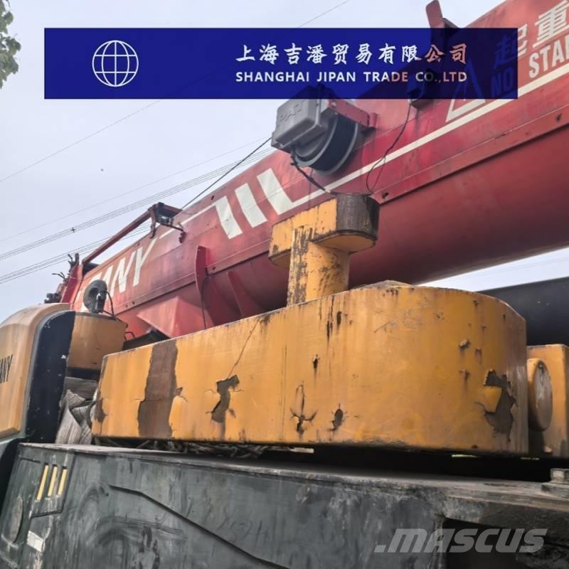 Sany STC 1000 C Univerzálne terénne žeriavy