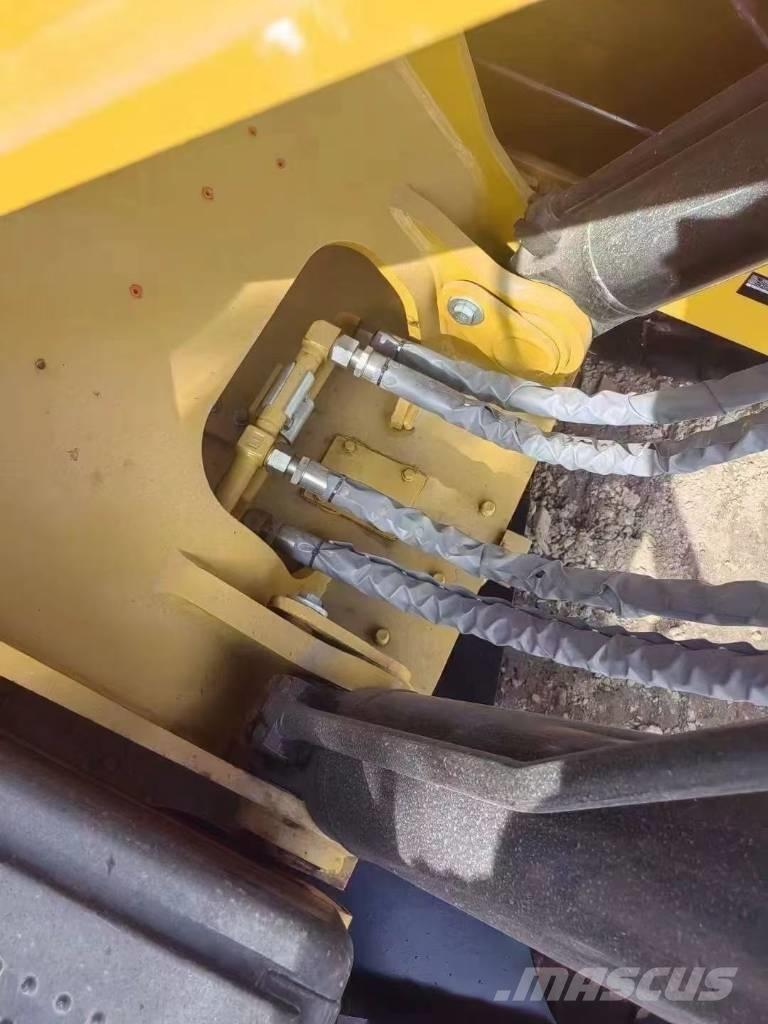 CAT 336 D L Pásové rýpadlá