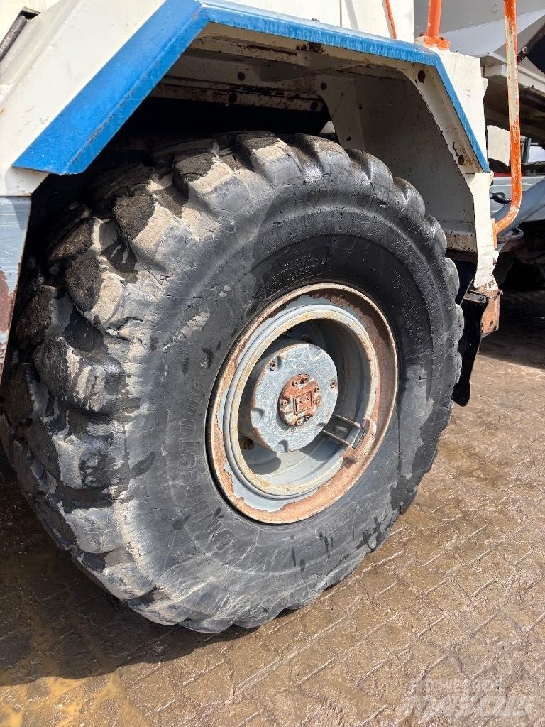 Terex TA 300 Kĺbové nákladné autá