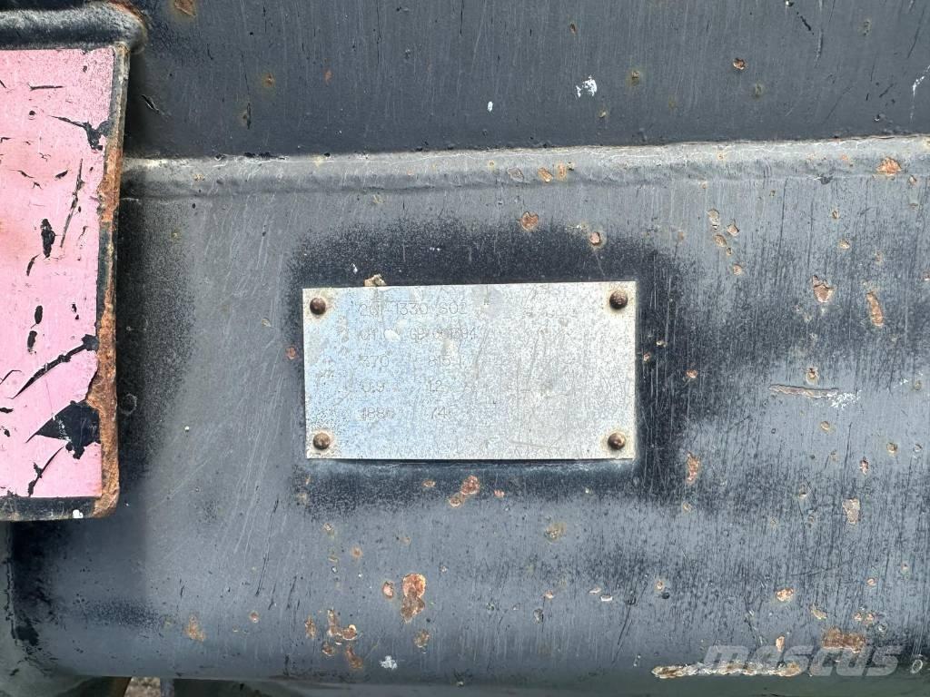 CAT 906 M Kolesové nakladače