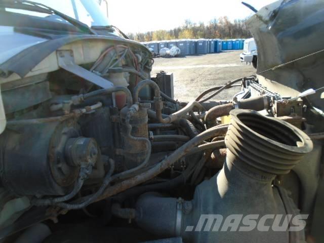 Sterling Acterra Kombinované/Čerpacie cisterny