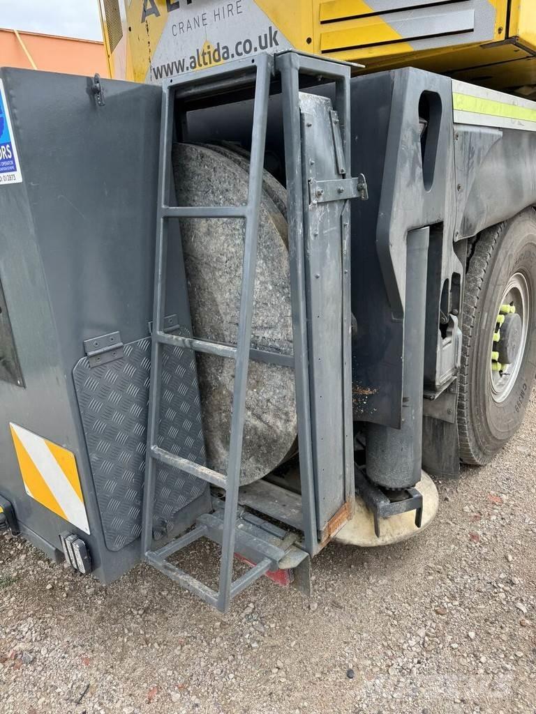 Terex AC140C Univerzálne terénne žeriavy