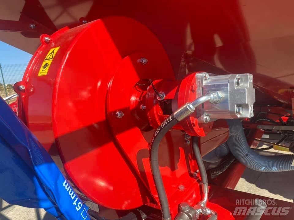  Aguirre TD-T 600 Mechanické sejačky