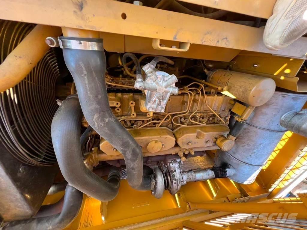 CAT 320 C L Pásové rýpadlá