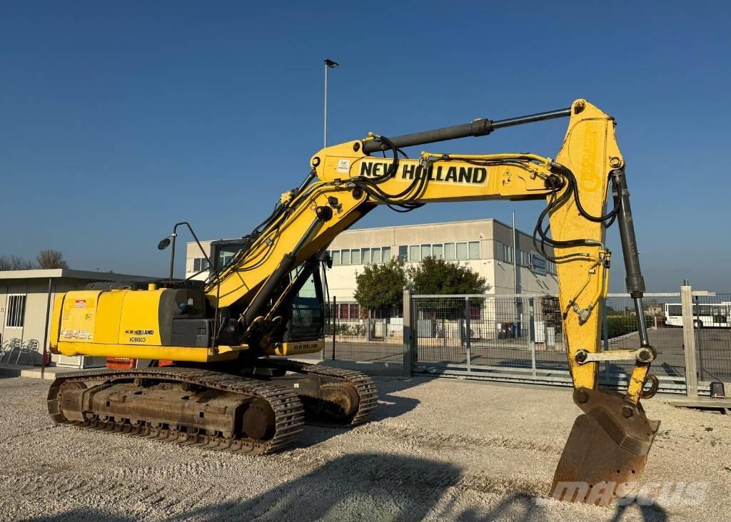 New Holland E 245 Pásové rýpadlá