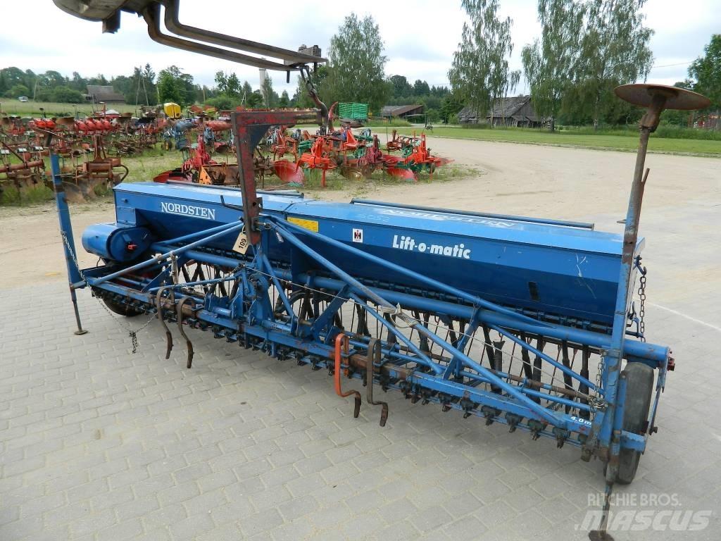 Nordsten CLB 4 Mechanické sejačky