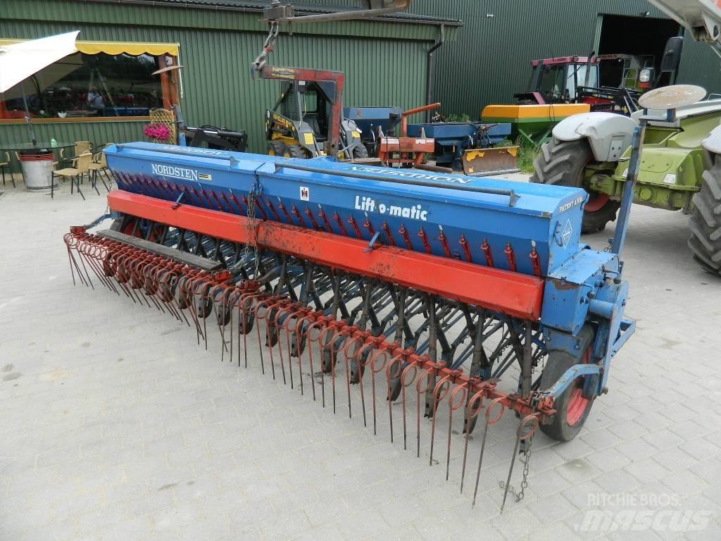 Nordsten CLB 4 Mechanické sejačky