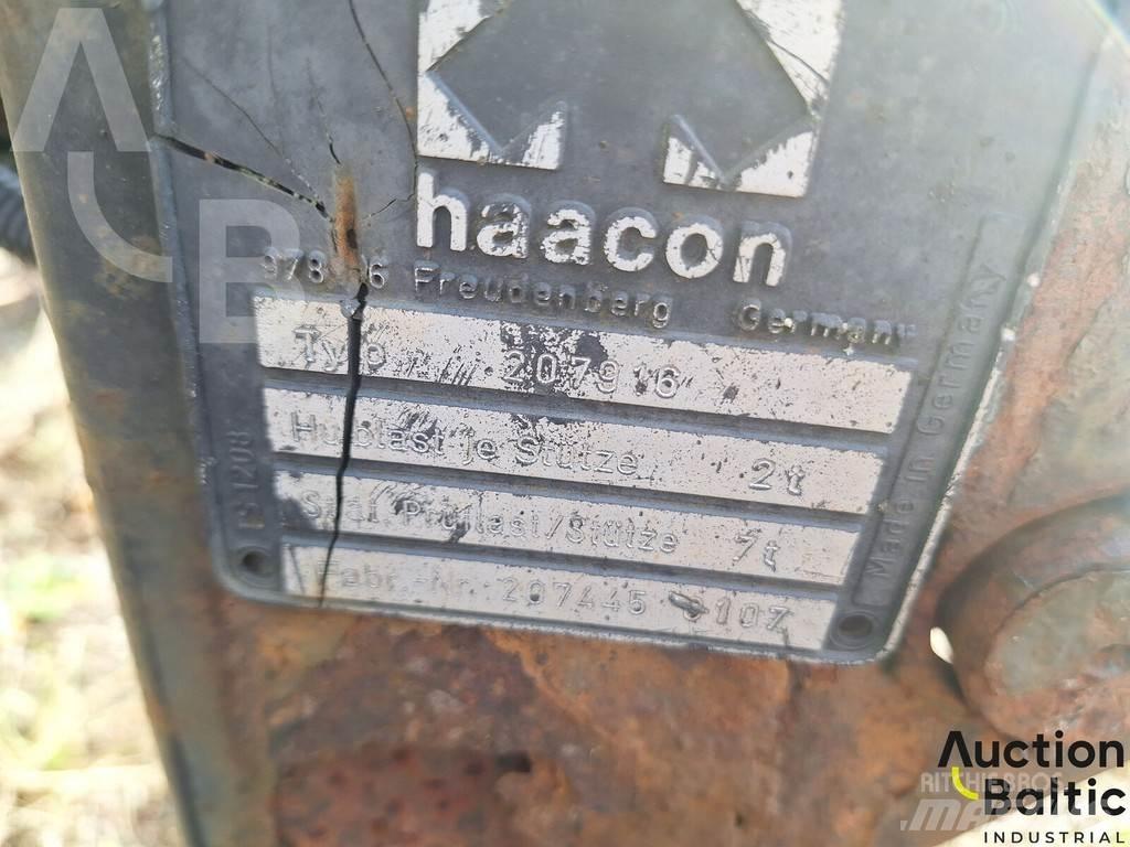 Denga C2 Prívesy s bočnou zhrnovacou plachtou