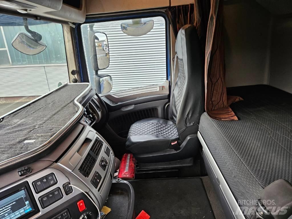 DAF XF 530 Unfall Ťahače