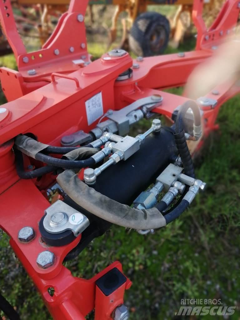 Maschio UNICO M 4+1 Dvojstranné pluhy