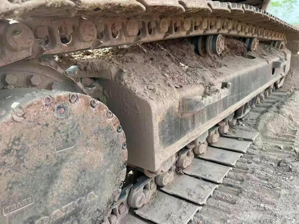 Volvo EC 210 Pásové rýpadlá