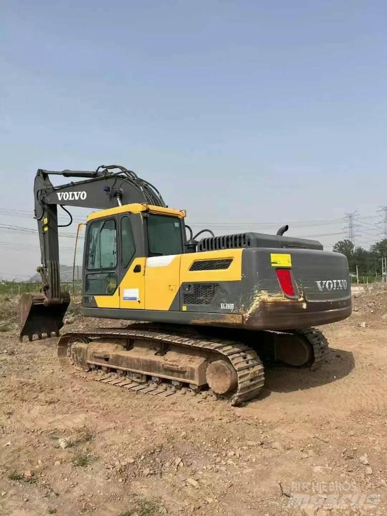 Volvo EC 210 Pásové rýpadlá