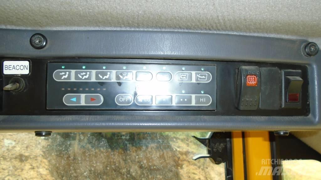 Komatsu WA 250 L-5 Kolesové nakladače