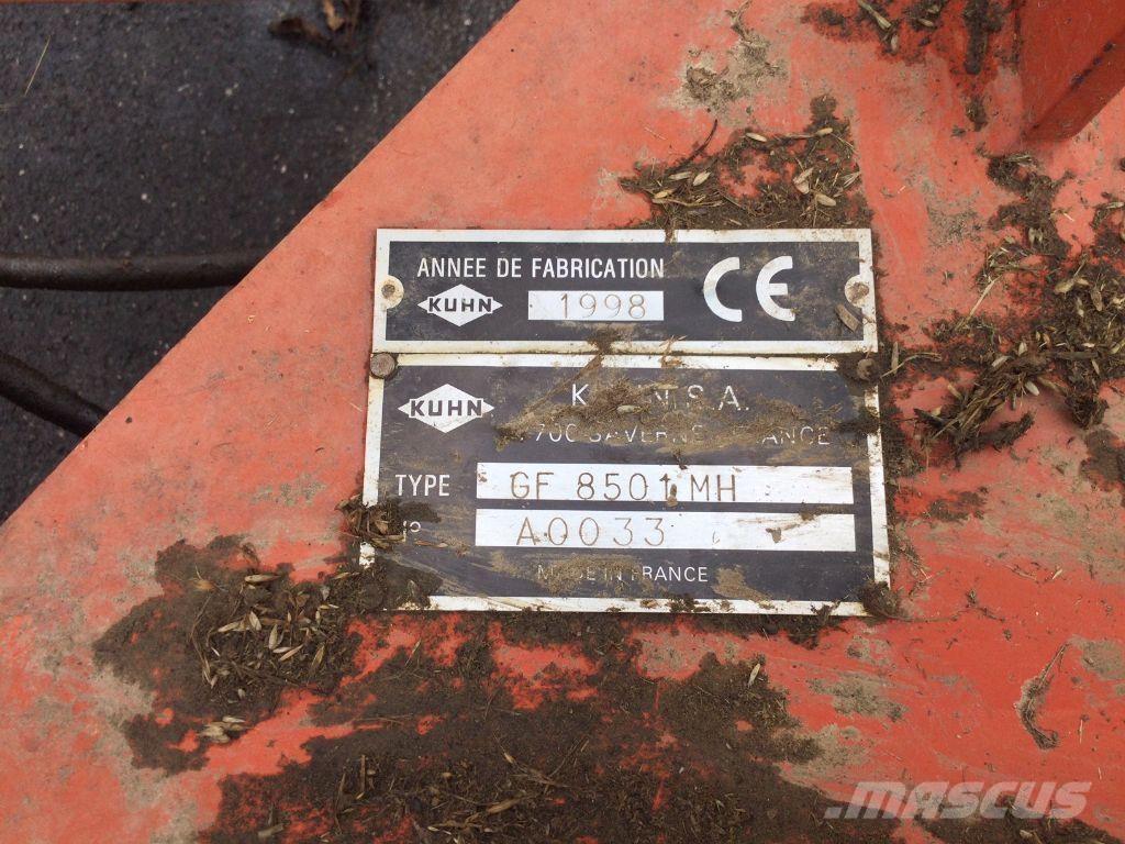 Kuhn GF8501 MH Obracače a zhrabovače sena