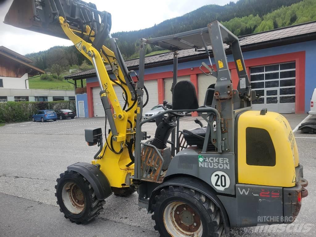 Wacker Neuson Wl25 Kolesové nakladače