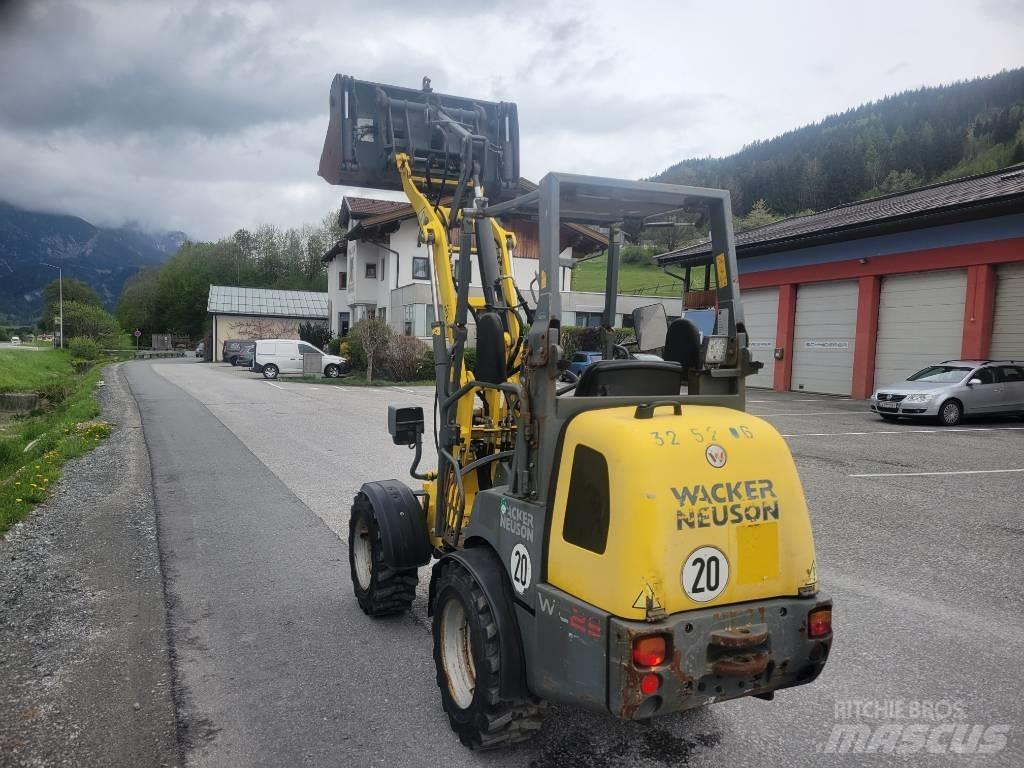 Wacker Neuson Wl25 Kolesové nakladače