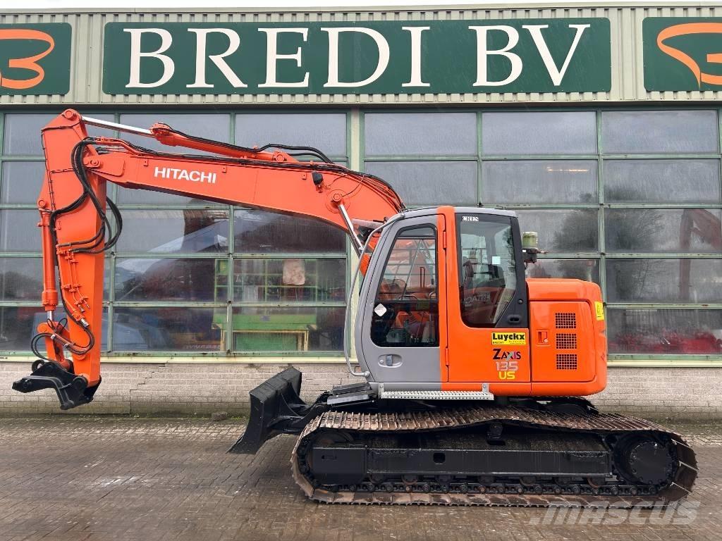 Hitachi ZX 135 US Pásové rýpadlá
