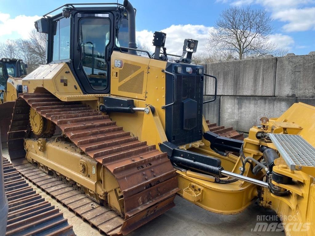 CAT D 5 LGP - D5 LGP Pásové dozéry