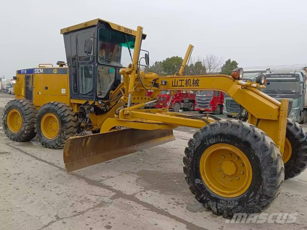 SEM 919 Grejdery