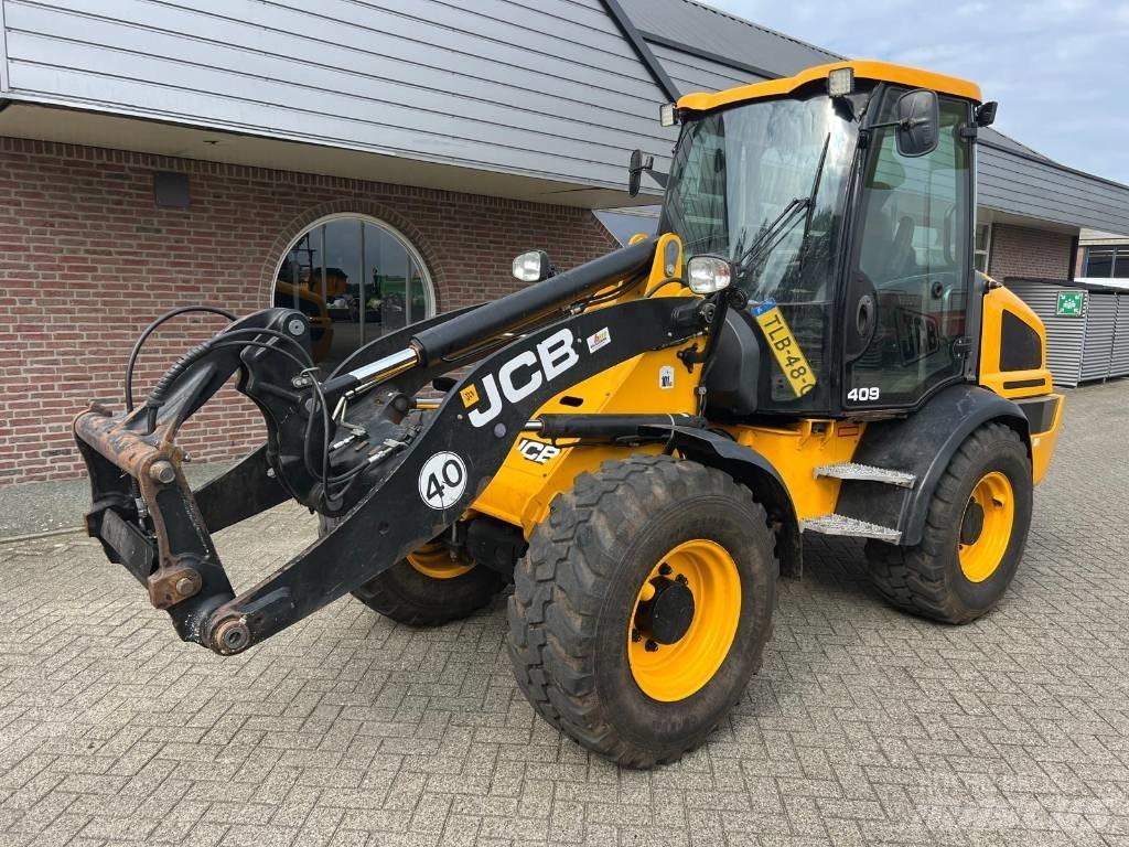 JCB 409 Agri shovel Kolesové nakladače